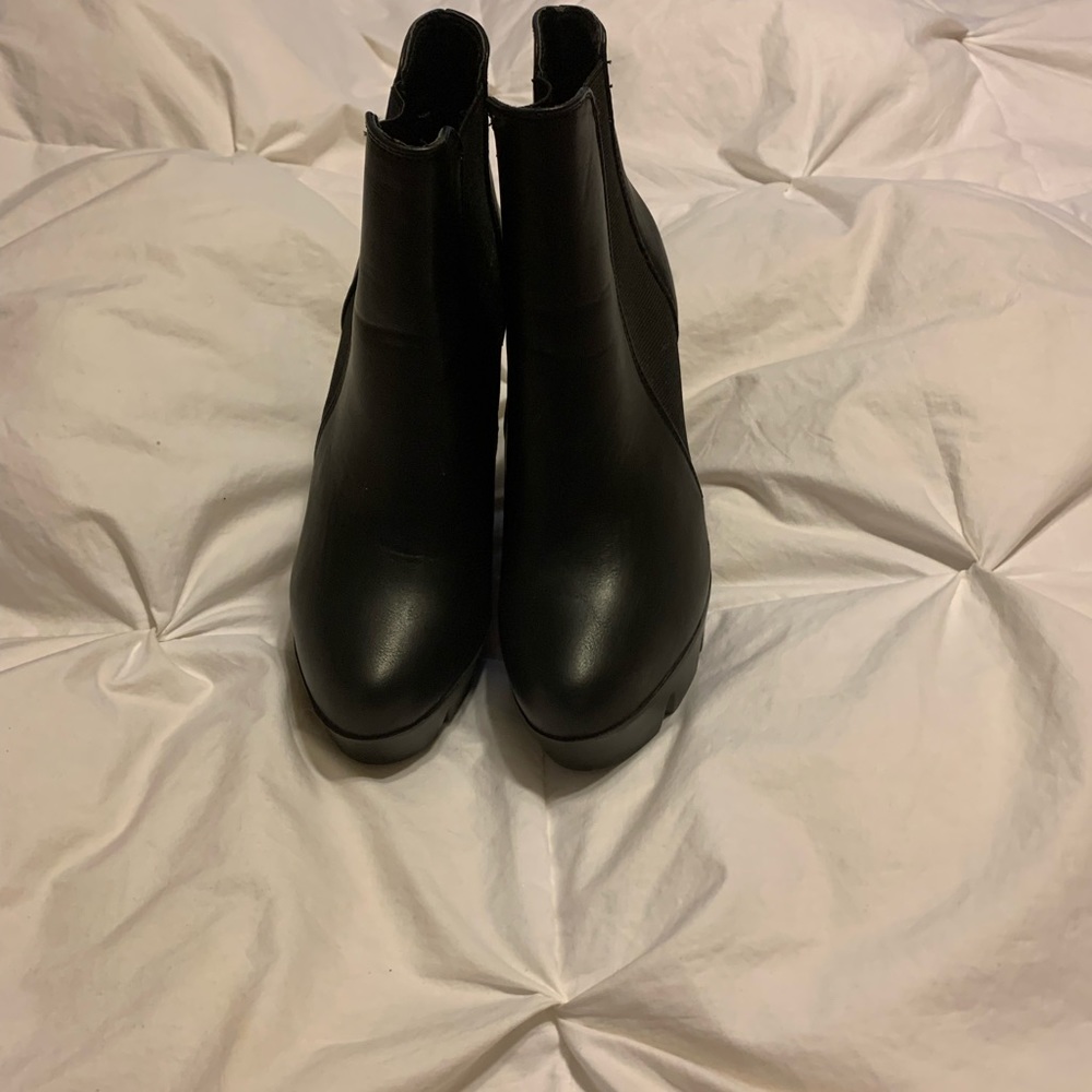 Womens ankle wedge boots